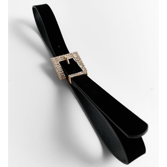 ZARA Sparkly Buckle Velvet Belt - Picture 4 of 6